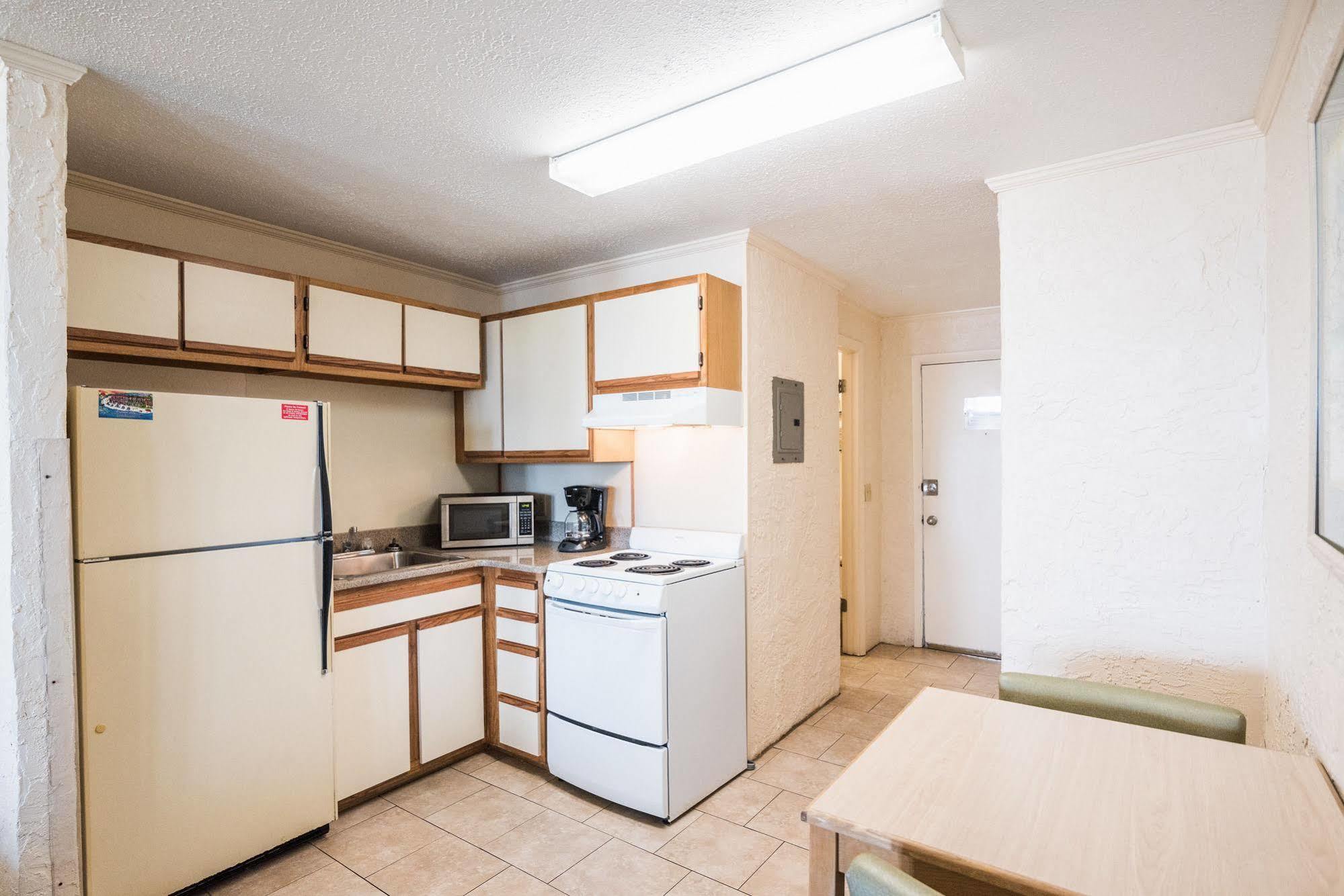 The Driftwood Lodge Panama City Beach Exteriör bild
